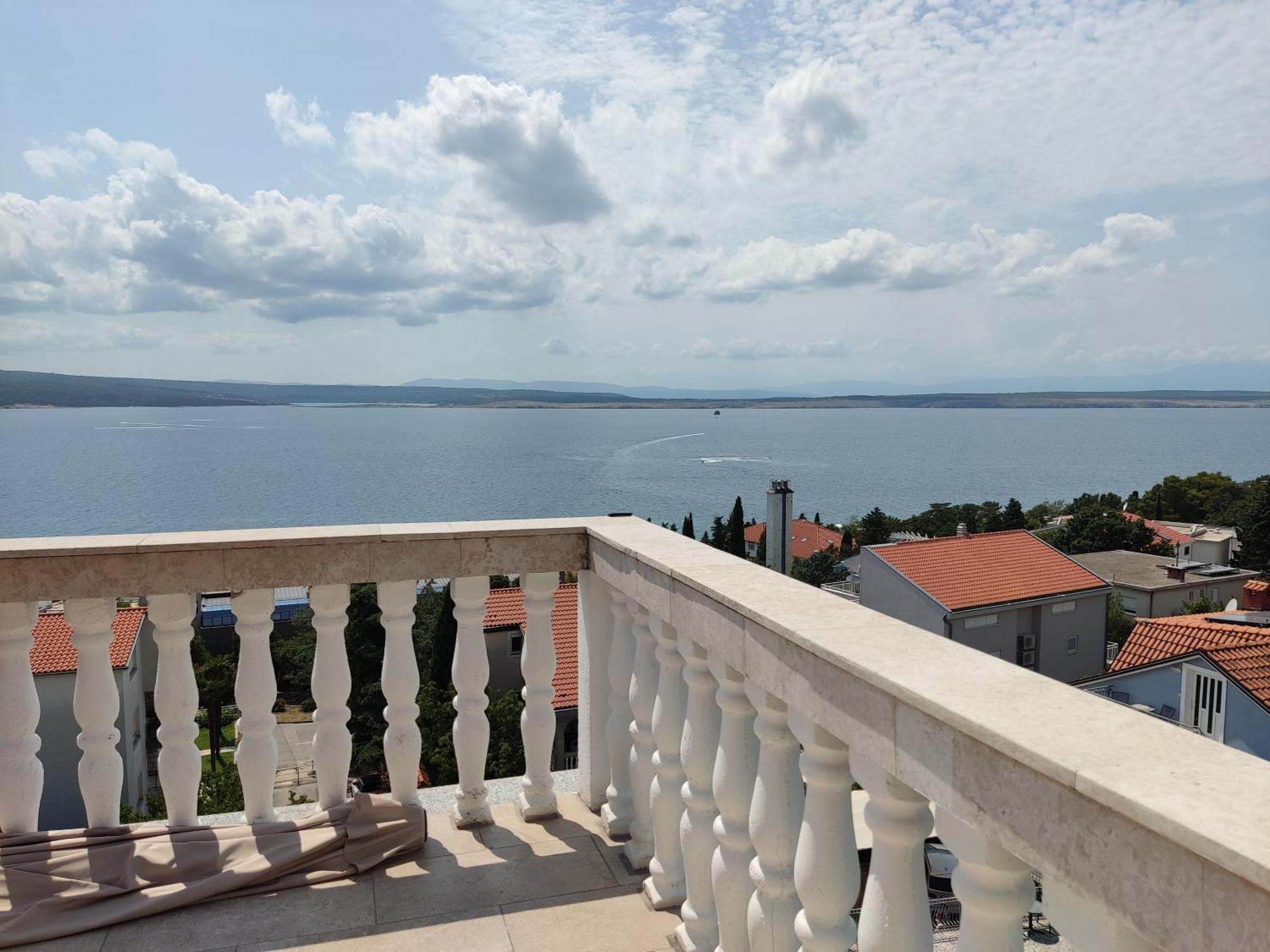 Panorama View Close Sandy Beach 100M To Talasoterapija, Crikvenica Exterior photo